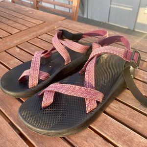 Men’s Chaco Sandals 10